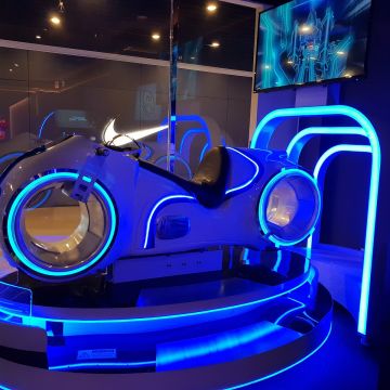 世界第二好吃的現烤冰淇淋菠蘿麵包（台北信義店）