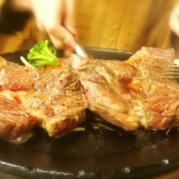 番婆林巨無霸牛排