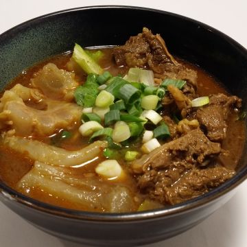 小周牛肉麵（淡水店）