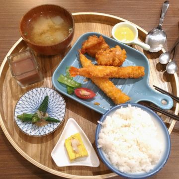 楽食12壽司定食新概念店