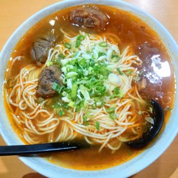 志明牛肉麵（台北中山店）