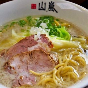 山嵐拉麵 台中一中店（台灣３号店）