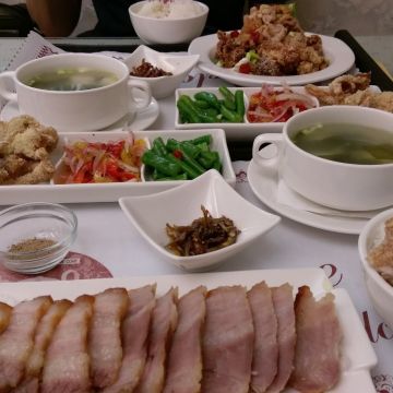 花草巷弄咖啡屋