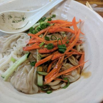 宏記東北斤餅牛肉麵館