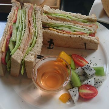 咖啡因館 Caffeine café