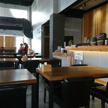 熱浪島南洋蔬食茶堂（三民店）