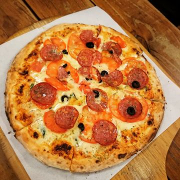 蜜魯手工窯烤披薩