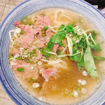 玻璃牛溫體牛豬肉火鍋