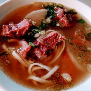 廟口牛肉麵（三峽店）