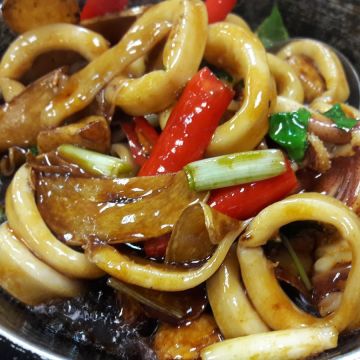 新來來水餃川菜館