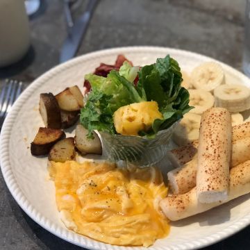 產出The Food 三店