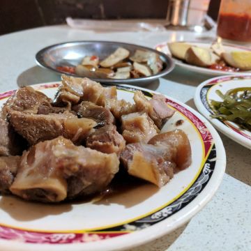 華亭豬腳麵
