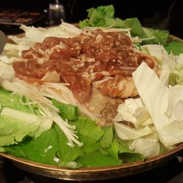 雪嶽山韓式料理（左營店）