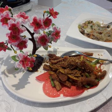 爆炸雞台灣料理餐廳