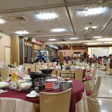 喬美海鮮碳烤餐廳