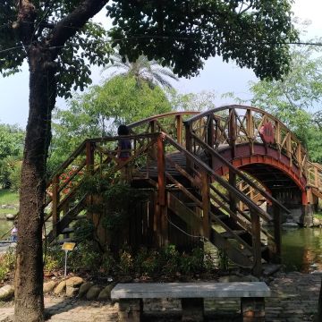 南元花園休閒農場-碼頭餐廳