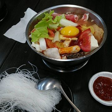 上紅臭臭鍋（台北中山店）