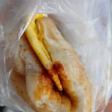 半月燒餡餅專賣店（埔里店）