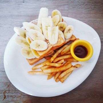 多一點咖啡館 A Little More Cafe & Osteria（嘉義西區店）