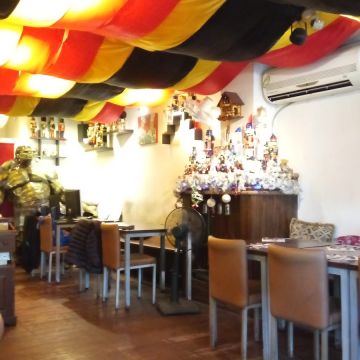 永力旺德國豬腳