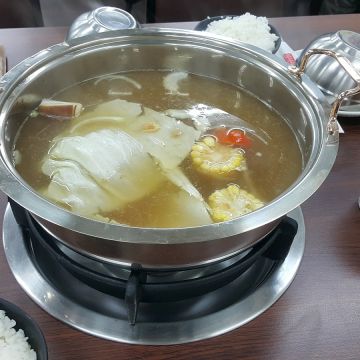 新新園汕頭火鍋 台南金華店