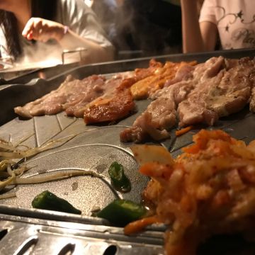 玖佰號火鍋/烤豬五花專門店