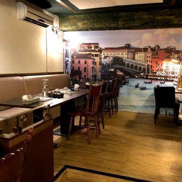 夜坡義大利餐廳（鼓山店）