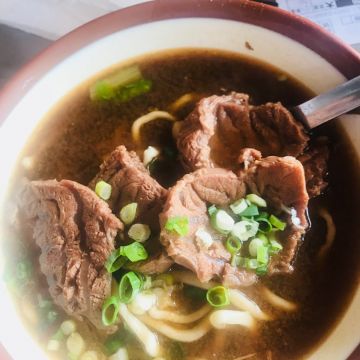 志明牛肉拉麵（台北中山店）