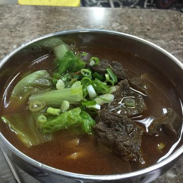 老家牛肉麵店