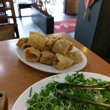 夫妻肺片麻辣火鍋（台北大安店）