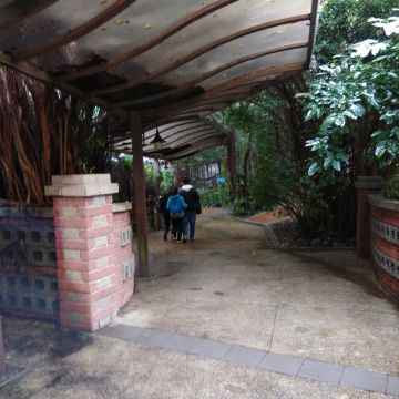 金湧泉水彎彎中餐廳