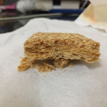 嘉義名產 莊家雪花方塊酥