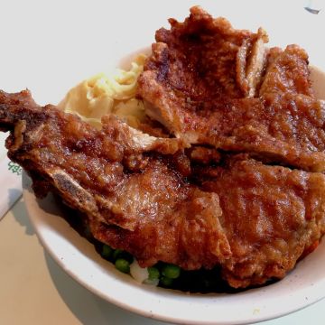 黑肉麵（魚池店）