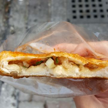 施.三十年蔥肉餅