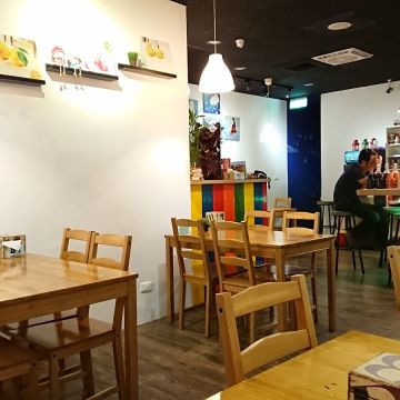 原享複合式餐飲