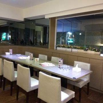 雅米廚房 四維店 Yummy Kitchen