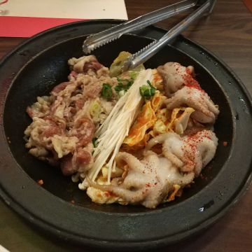 劉震川日韓大食館 秀泰廣場台中站前店