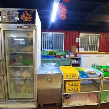 傳螃蟹薑母鴨（新興店）