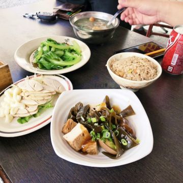 鮮魚鱻（南屯店）