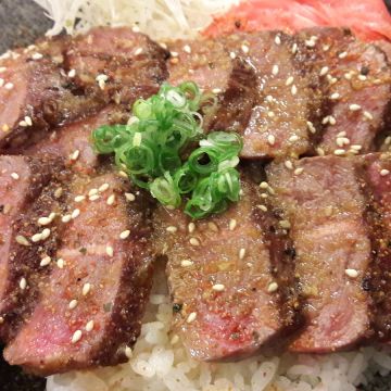 食べオム。洋食歐姆蓋飯専売