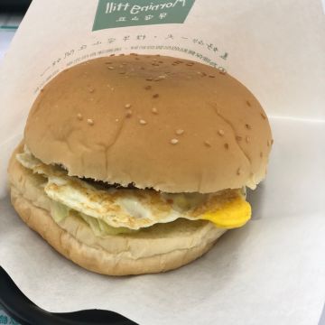 早安山丘 北港義民店