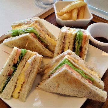 暖暖河岸咖啡(已歇業)