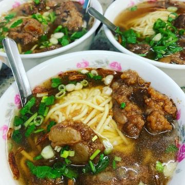 楊 后庄排骨酥麵