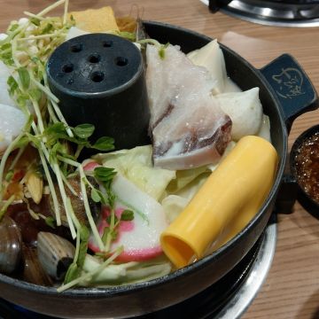 武饡坊日式石頭火鍋