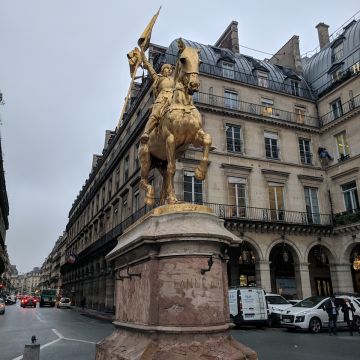 杜樂麗花園（左營店）