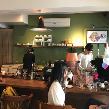 沛洛瑟自家焙煎咖啡店