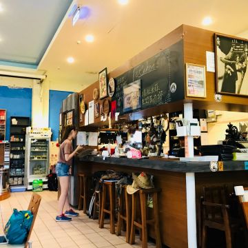 蘇格貓底二手書咖啡屋