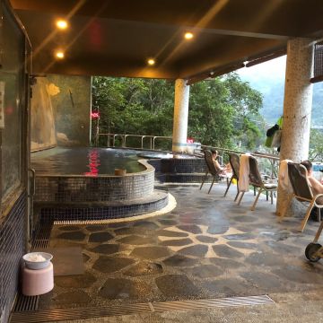 巨龍山莊 茶湯會館