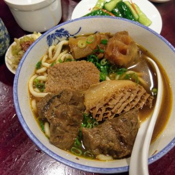 牛耳牛肉麵精緻麵館