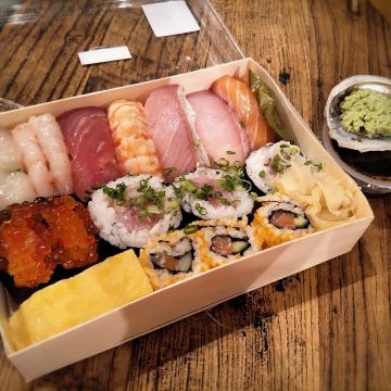 上引水產 - 快意鮮味吧